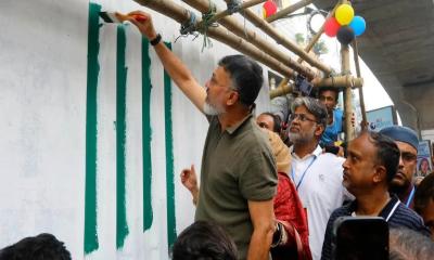 চিত্রাঙ্কন উদ্বোধন জুলাইয়ের স্মৃতিতে সাজছে ঢাকা