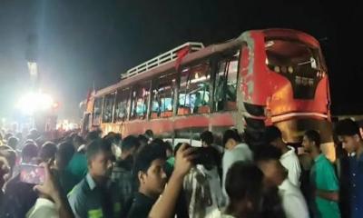 রংপুরের তারাগঞ্জে বাস উল্টে একজনের মৃত্যু ও আহত ২০ জন
