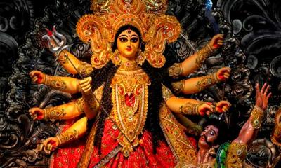 শারদীয় দুর্গাপূজার মহানবমী আজ মণ্ডপে মণ্ডপে দেবীর মহাআরতি ও বিদায়ের সুর
