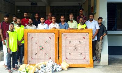 বিরলে বিভিন্ন সংগঠনের মাঝে ক্রীড়া সামগ্রী বিতরণ