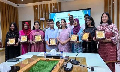 ‘মেড ইন বাংলাদেশ’ ব্র্যান্ড বিশ্বে ছড়ানোর তাগিদ ঢাকার ডিসির