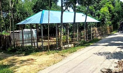 বাবার বিক্রি জমি অস্বীকার দখলে নিয়ে ঘর নির্মাণের অভিযোগ