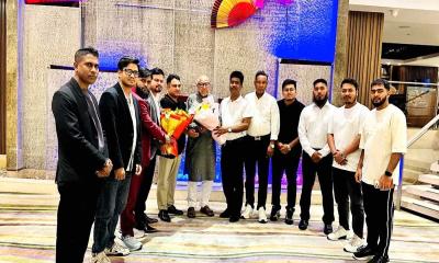 নজরুল ইসলাম খান চিকিৎসার জন্য চীনের গুয়াংঝুর হাসপাতালে ভর্তি হলেন