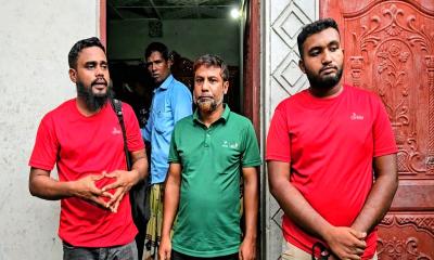 পঞ্চগড়ে সিম বিক্রির আড়ালে আর্থিক প্রতারণা, আটক ৩