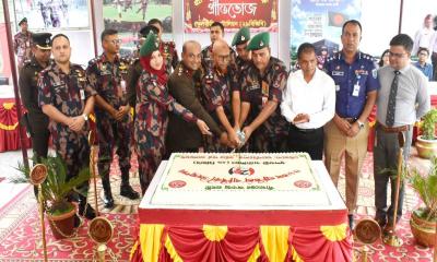 ফুলবাড়ী ২৯ বিজিবির ৪৬তম প্রতিষ্ঠাবার্ষিকী উদ্‌যাপিত
