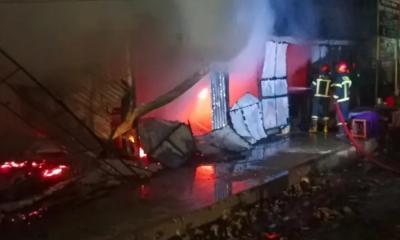 টঙ্গীতে অগ্নিকাণ্ডে প্রেসক্লাব মার্কেটসহ ১০ দোকান পুড়ে ছাই