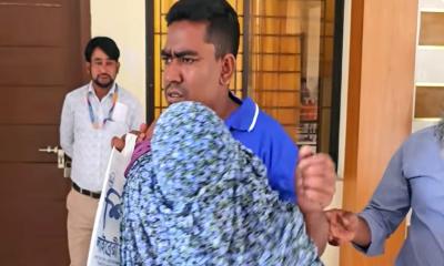 বৃদ্ধা মাকে ঘরে রাখতে সন্তানের অনীহা