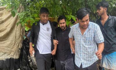 চট্টগ্রামের আনোয়ারায় বন্যা দুর্গতদের পাশে জাতীয় নাগরিক পার্টি