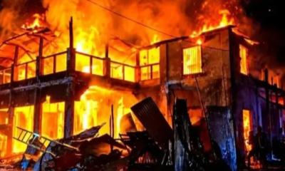 আগুনে পুড়ল ঐতিহ্যবাহী ঝলমল সিনেমা হল