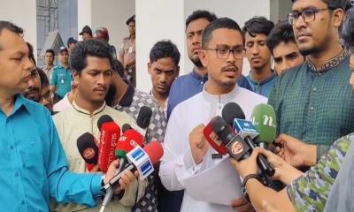 চাপাতির রাজনীতি করলে ছাত্রসমাজ লাল কার্ড দেখাবে: সাদিক কায়েম