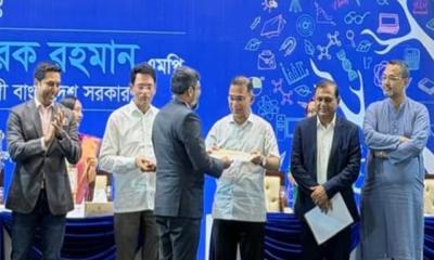 শতাধিক গুণী শিক্ষককে সম্মাননা দিলেন প্রধানমন্ত্রী তারেক রহমান