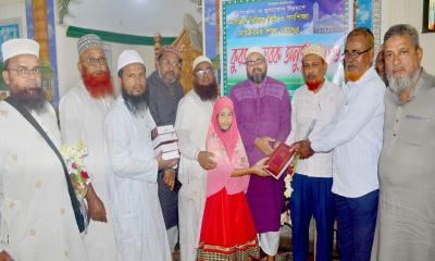 দিনাজপুরে নৈতিকতা ও মূল্যবোধ উন্নয়নে শিশু শিক্ষার্থীদের কুরআন সবক