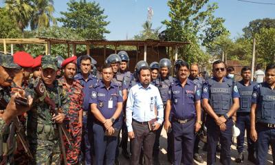 বীরগঞ্জে ডাক্তারখানা মাঠ দখলমুক্ত
