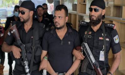 রংপুরে শীর্ষ সন্ত্রাসী ‘মেরিল সুমন’ গ্রেপ্তার