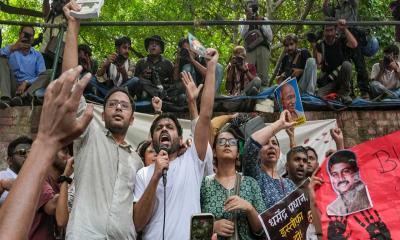 ‘ইনকিলাব জিন্দাবাদ’ স্লোগানে মুখর দিল্লি