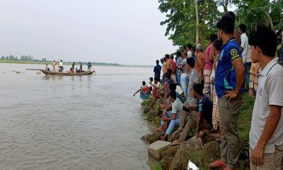 লালমনিরহাটে ধরলা নদীতে গোসল করতে নেমে দুই ভাই নিখোঁজ