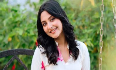 ‘অবাস্তব কিছু দেখানো হয়নি’: সমালোচনা প্রসঙ্গে নাজনীন নীহা