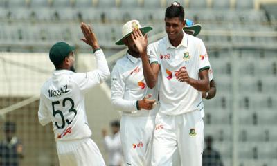 নাহিদ রানার আগুনঝরা বোলিং, বাংলাদেশের কাছে পাত্তা পেল না পাকিস্তান