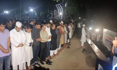শহীদ মিনারে জুলাইযোদ্ধা কারিনার জানাজা অনুষ্ঠিত