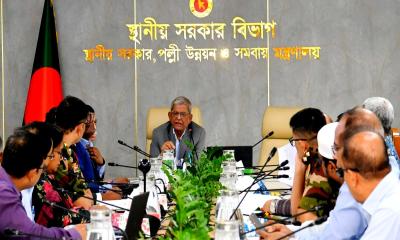 ঢাকার জলাবদ্ধতা নিরসনে সুনির্দিষ্ট নির্দেশনা দিলেন স্থানীয় সরকার মন্ত্রী