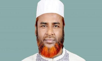 ‘নির্বাচন এলেই বিএনপি নেতাদের মাথায় টুপি, হাতে তসবিহ দেখা যায়’