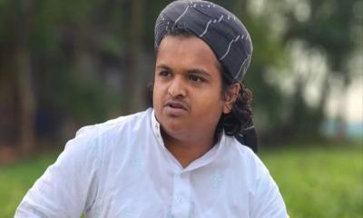 রোমান্টিক গান গেয়ে আবারও আলোচনায় রফিকুল ইসলাম মাদানী