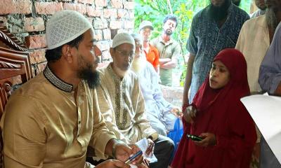 নিজ বাড়িতে মানুষের অভিযোগ ও প্রত্যাশা শুনলেন:ড. মাসুদ