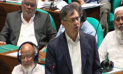 সংবিধান সংশোধনের বিশেষ কমিটি: নতুন দায়িত্বে স্বরাষ্ট্রমন্ত্রী