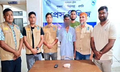 গংগাচড়ায় জেলা ডিবির জালে ২৫০ পিস ইয়াবাসহ এক ব্যক্তি গ্রেপ্তার