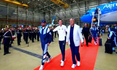 দেশে ফেরার পর হাজারো সমর্থকের ভালোবাসায় সিক্ত আর্জেন্টিনা