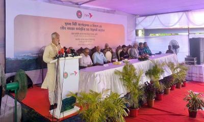 খুলনায় যৌথ বনায়ন কর্মসূচির উদ্বোধন করলেন প্রতিমন্ত্রী