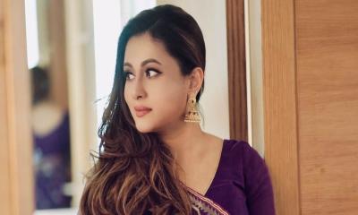 ঐতিহ্যের সাথে আত্মবিশ্বাস মিলে তৈরি হয় জাদু