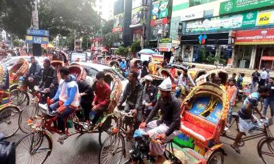 কেন অটোরিকশার কারণে বছরে ৪ হাজার কোটি টাকার ক্ষতি