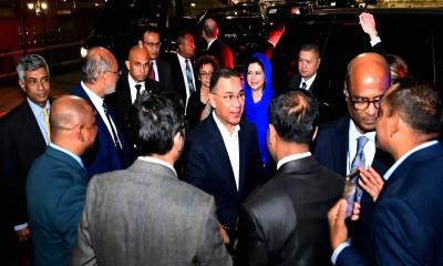 জাতিসংঘ অধিবেশনে যোগ দিতে নিউইয়র্কে প্রধানমন্ত্রী