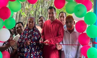 তথ্য প্রতিমন্ত্রীর উদ্যোগে ৩৬ গৃহহীন পরিবার পেল আধুনিক ‘স্বপ্ন বাড়ি’