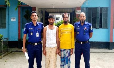 চিরিরবন্দরে গভীর রাতে অভিযানে গাঁজাসহ আটক ২