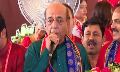 বাংলাদেশে উৎসবমুখর পরিবেশে দুর্গাপূজা উদযাপিত হচ্ছে