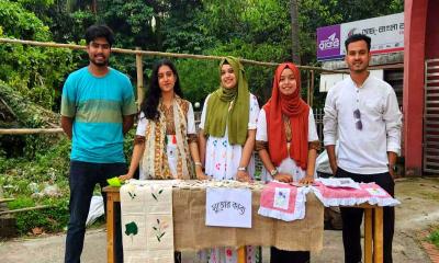 বাল্যবিবাহের শিকার নারীদের দক্ষতা বাড়াচ্ছে সুতোর কাব্য