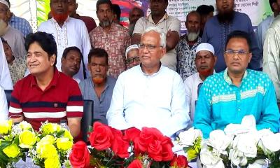 লেখাপড়ার সঙ্গে খেলাধুলা মানসিক বিকাশ ঘটায়: জাহিদ হোসেন