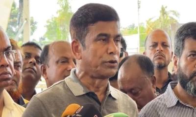 কাজে গাফিলতি পেলে তাৎক্ষণিক ব্যবস্থা’: ফরহাদ হোসেন
