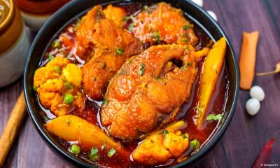 রুই মাছ দিয়ে সিলেটের ঐতিহ্যবাহী সাতকরা রান্না