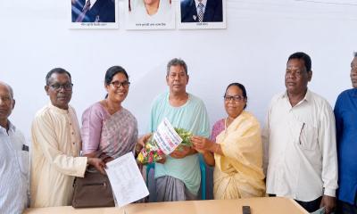 দিনাজপুরে আদিবাসী সমাজ উন্নয়ন সমিতির ২২ দফা দাবি পেশ