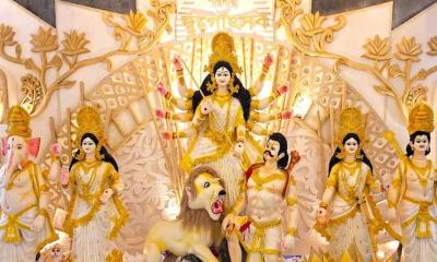 ঢাকের বাদ্যে মুখর চট্টগ্রাম আড়াই হাজার মণ্ডপে শারদীয় দুর্গোৎসব শুরু
