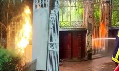 সিরাজগঞ্জে বিদ্যুৎমন্ত্রীর বাসার রাইজারে আগুন