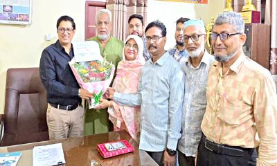 দিনাজপুর পৌরসভাকে একটি মডেল পৌরসভা হিসেবে গড়ে তোলা হবে‍‍` — প্রশাসক