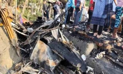 ভোররাতে ভয়াবহ অগ্নিকাণ্ড, ছয় বসতঘর পুড়ে ছাই