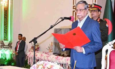 মন্ত্রিসভার সদস্যদের শপথ পড়াবেন রাষ্ট্রপতি