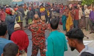 দিনাজপুর-গোবিন্দগঞ্জ মহাসড়কে ট্রাক-ভ্যান সংঘর্ষে নিহত ২