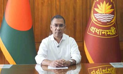 ছুটির পর সচিবালয়ে অফিস শুরু করলেন প্রধানমন্ত্রী