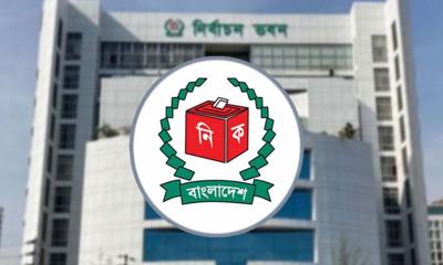 তিন বাহিনী প্রধানের সঙ্গে সিইসির বৈঠক দুপুরে